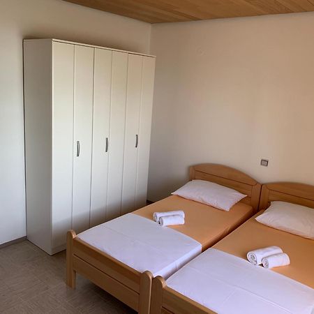 Apartments Marinko Trogir Kültér fotó