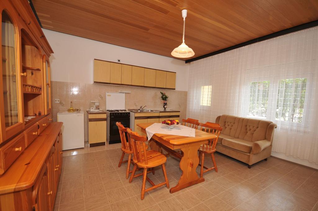 Apartments Marinko Trogir Szoba fotó