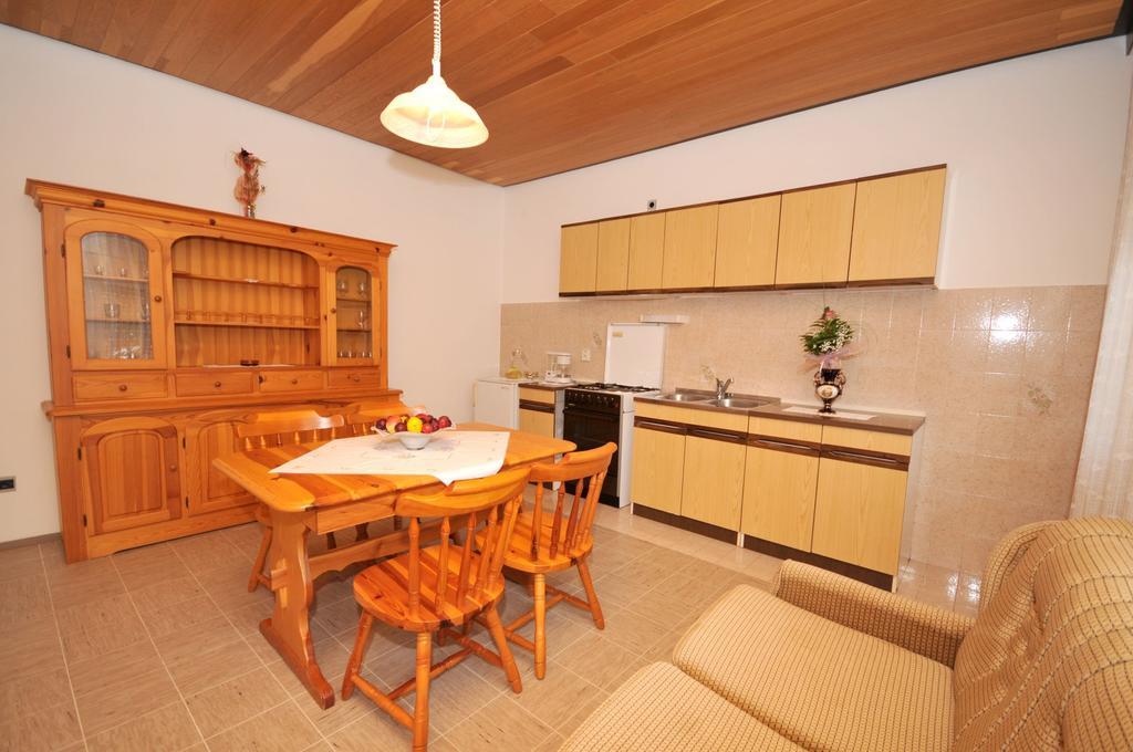Apartments Marinko Trogir Szoba fotó